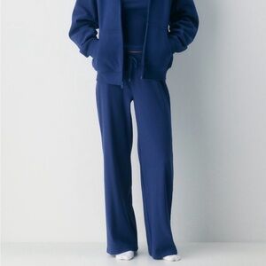 HomeStretch™ Rib Kickback Pant